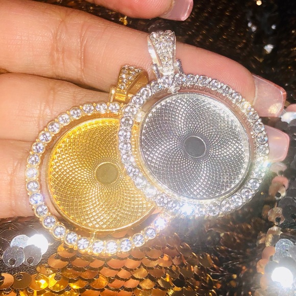 Rotating Memory pendant charm best gift for birthday Valentine’s anniversary Wow - Picture 9 of 14